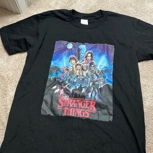 STRANGER THINGS TEE
